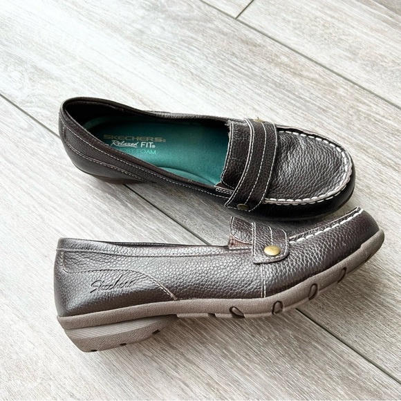 Skechers Memory Foam Brown Leather Slip On Loafer Shoes - Picture 2 of 13